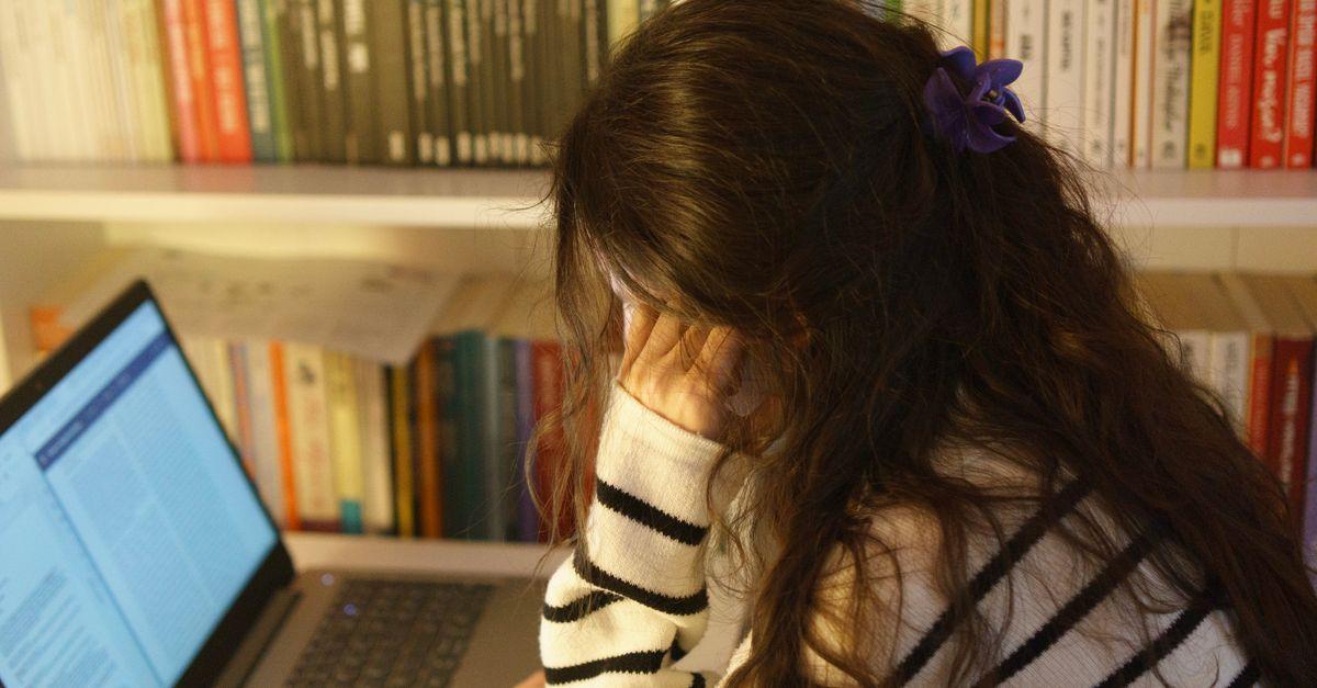5 vantagens de estudar para o vestibular pela internet