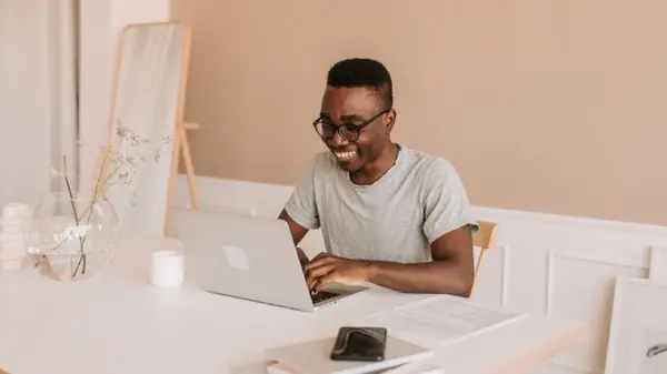 Como trabalhar home office com conforto e produtividade em Chapecó